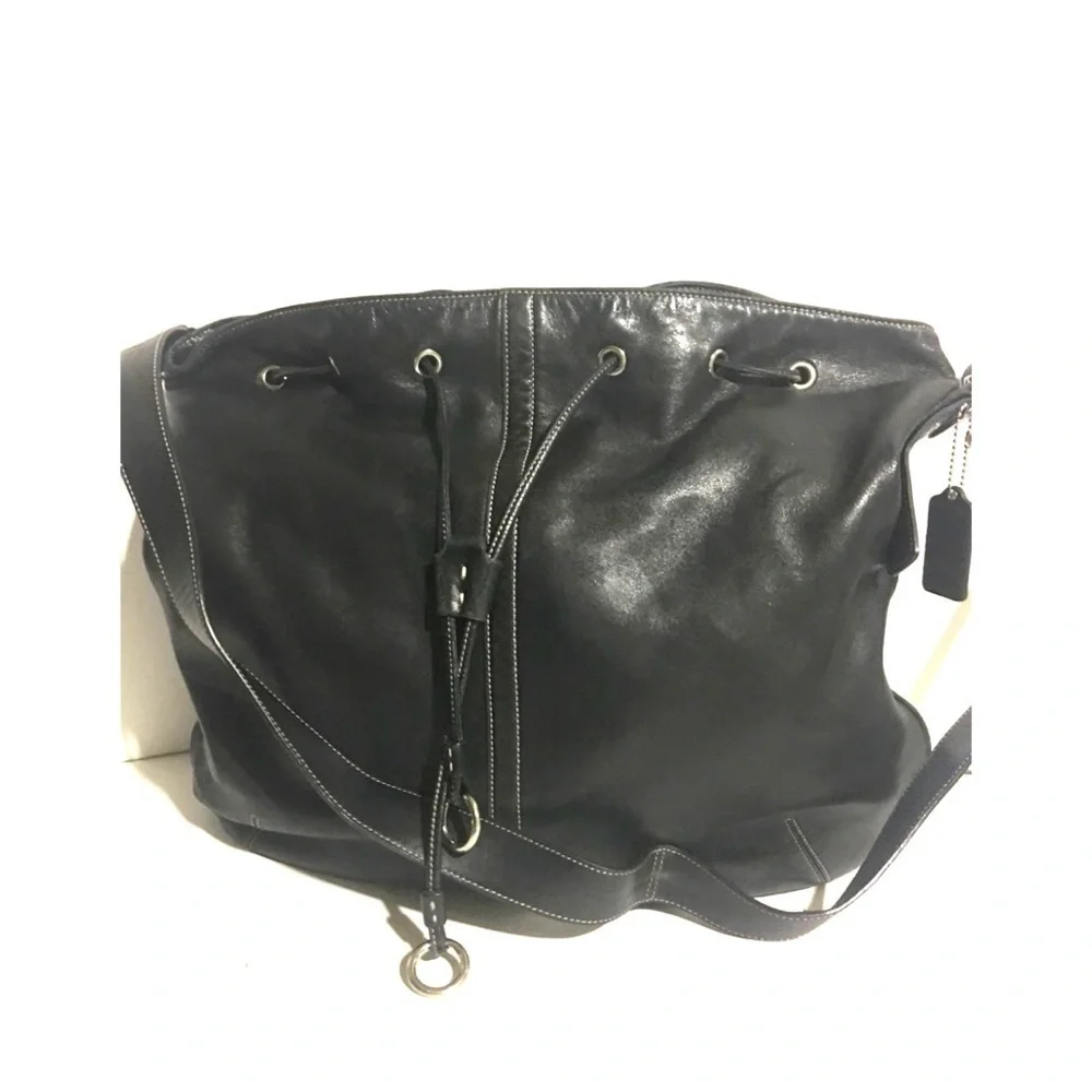 Coach vintage black leather crossbody handbag - Picture 8 of 11